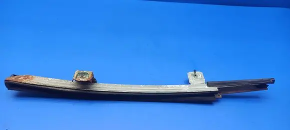 Oldsmobile Omega Front door window/glass frame J8896