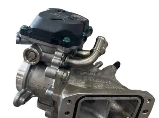 Volkswagen Golf VII Throttle valve 04L128063T
