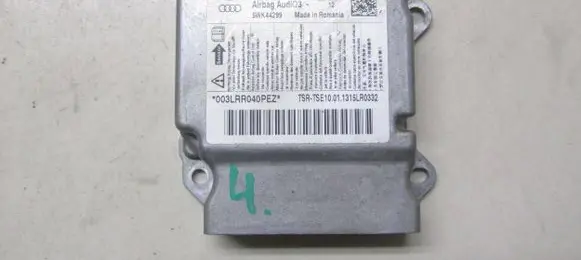 Audi Q3 8U Airbag control unit/module 8U0959655B