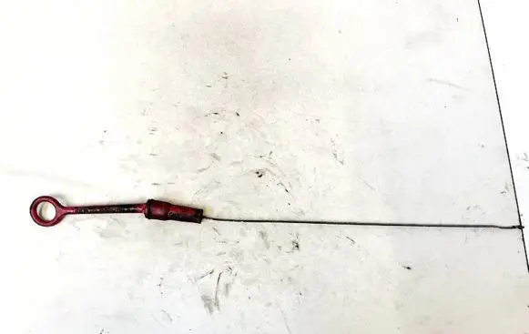 Oil level dip stick