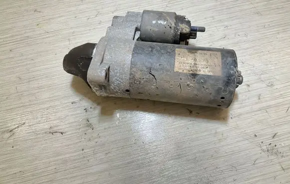 Mercedes-Benz Sprinter W906 Starter motor A6519062800 0001139065 20130830223