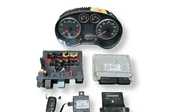Audi A3 S3 A3 Sportback 8P Engine ECU kit and lock set 5WP40264 06A906033DS