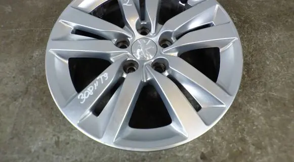 Peugeot 308 R16 alloy rim CART96779895772 9677989577 P50601K3A