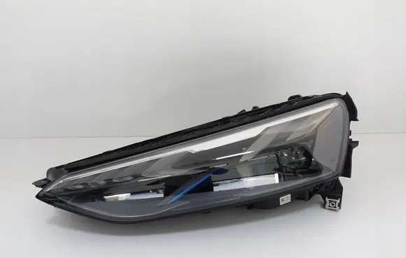 Audi E-tron GT Headlight/headlamp 4J3941085