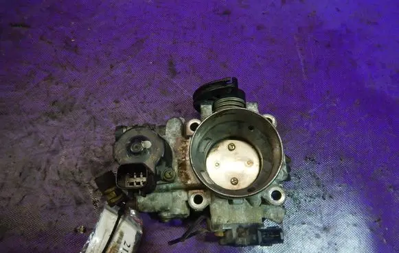 Mitsubishi Space Star Throttle body valve 