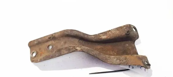 Mitsubishi ASX Engine mounting bracket