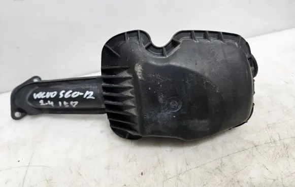 Intake resonator