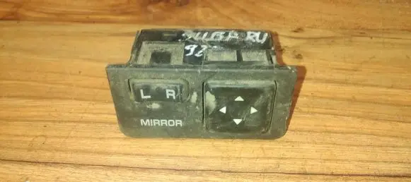 Subaru Legacy Wing mirror switch