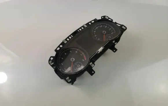 Volkswagen Golf VII Speedometer (instrument cluster) 5G0920860