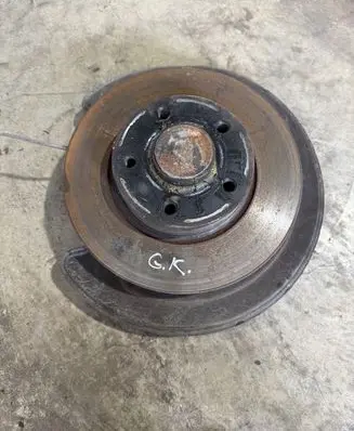 Opel Vivaro Rear wheel hub
