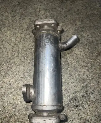 BMW 3 E46 EGR valve cooler 11712247880