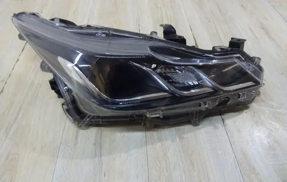 Toyota Corolla E210 E21 Headlight/headlamp 8113002T31