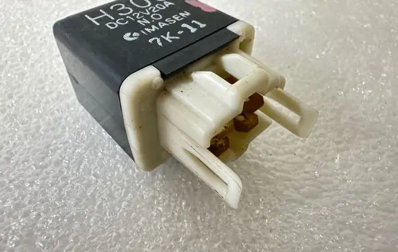 Mazda 626 Other relay H300 7K11 DC12V20A