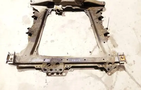 Renault Kangoo I Front subframe