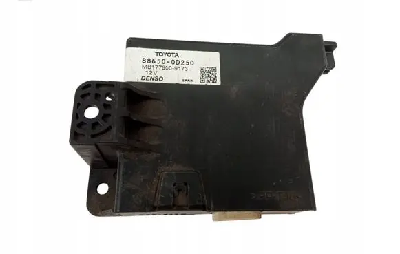 Toyota Yaris Other control units/modules 886500D250