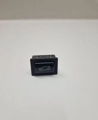 Tailgate opening switch