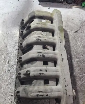 BMW 5 E34 Intake manifold 1720615