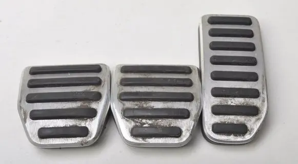 Volvo S60 Pedal assembly 