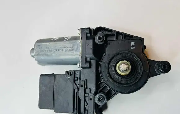 Skoda Superb B5 (3U) Rear door window regulator motor 3U0959812 16022007