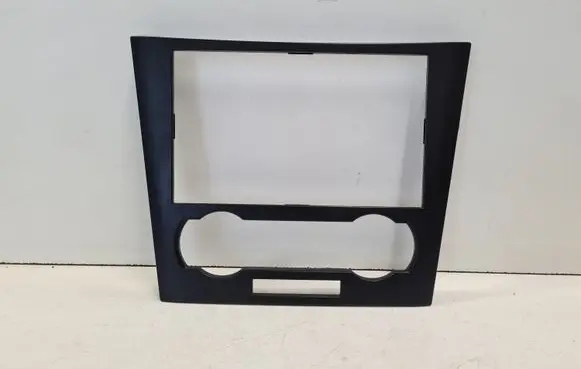 Chevrolet Epica Radio/GPS head unit trim 96641010