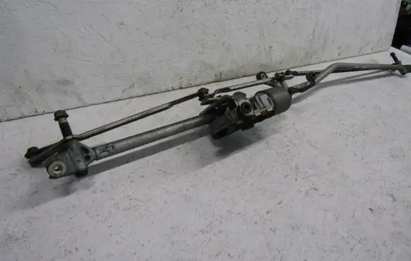 Peugeot 308 Front wiper linkage 