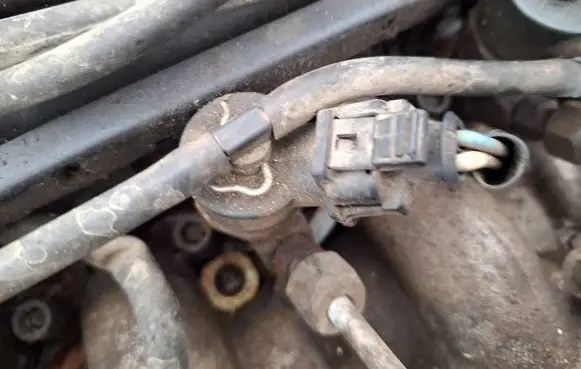 Citroen C8 Fuel injector 0445110036