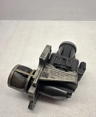Mercedes-Benz A W176 EGR valve 703435020 H8200129863