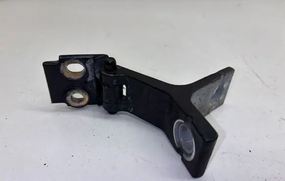 Audi Cabriolet B3 8G Front door upper hinge 895831401