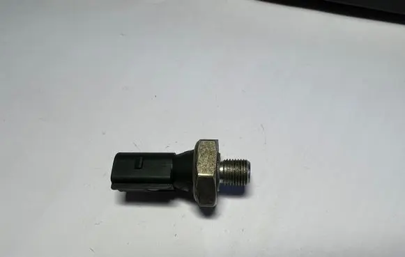 Volkswagen Golf VII Oil pressure sensor 036919081C