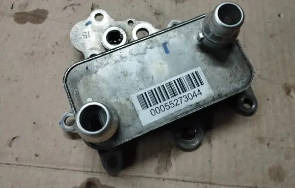 Jeep Renegade Oil filter mounting bracket 00055273044