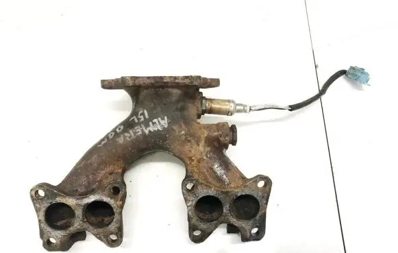 Nissan Almera N16 Exhaust manifold
