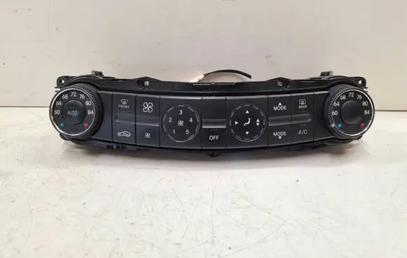 Mercedes-Benz E W211 Climate control unit 2118301485