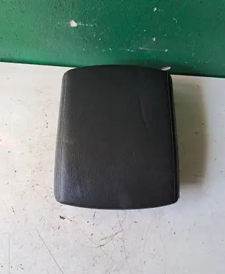 Nissan Pathfinder R51 Armrest 2110077261 96302E82