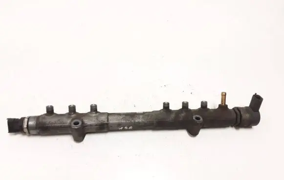 Volvo V70 Fuel main line pipe 30777554 30777576 003059L2