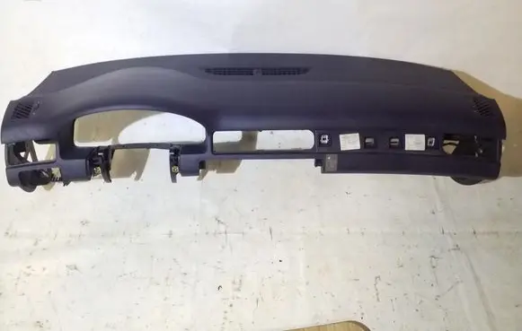 Audi A6 S6 C5 4B Dashboard