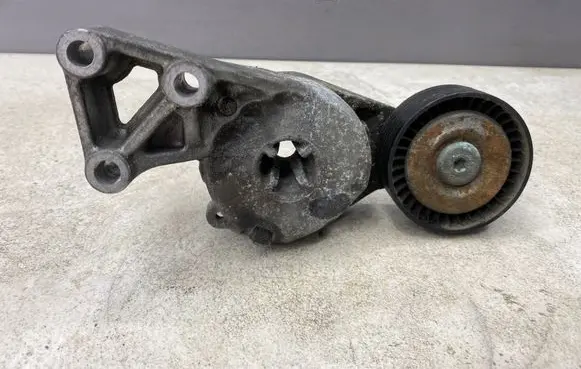 Audi A3 S3 8L Generator/alternator belt tensioner 06A903315E