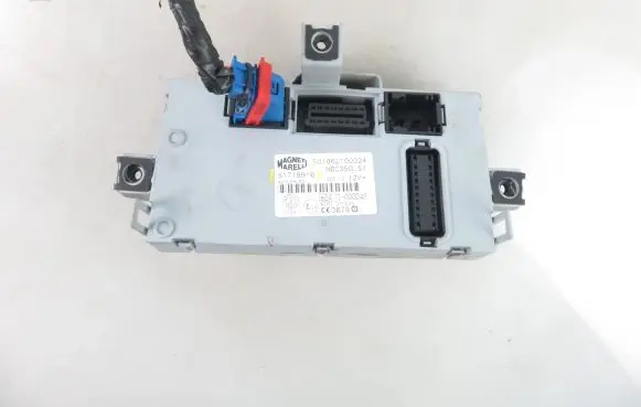 Fiat Idea Central body control module 51718916