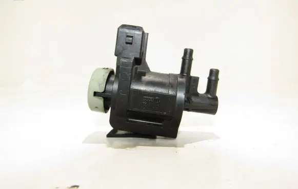 Audi A6 Allroad C5 Turbo solenoid valve 1J0906283A