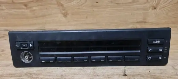 BMW 5 E39 Screen/display/small screen 65826914590
