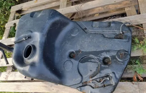 BMW 5 E34 Fuel tank 11794400
