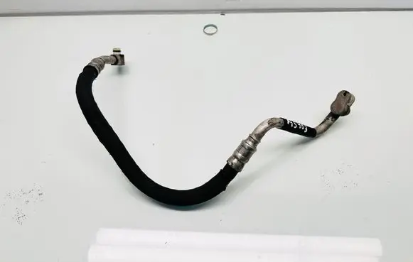 Audi A4 S4 B8 8K Air conditioning (A/C) pipe/hose 8k0260701