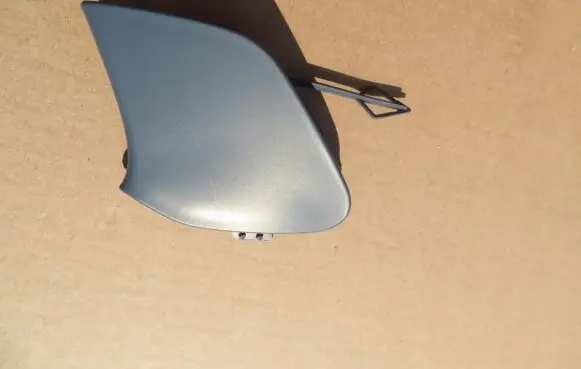 Ford Focus Front tow hook cap/cover F1EB-17A989-AB