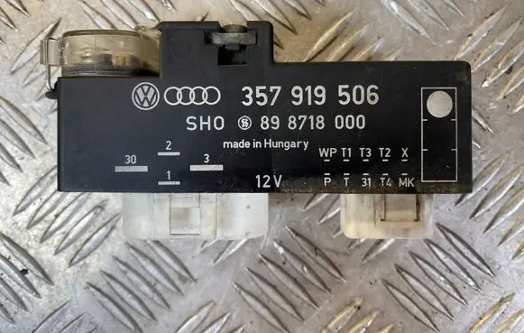 Volkswagen Sharan Coolant fan relay 357919506 898718000