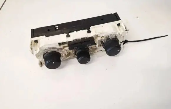 Skoda Roomster (5J) Climate control unit 5j0820045