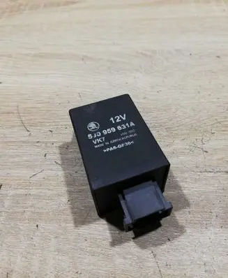 Skoda Fabia Mk2 (5J) Other relay 5J0959631A
