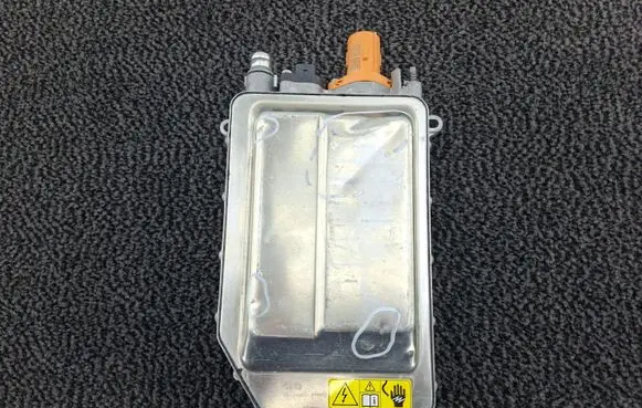 BMW i4 Hybrid/electric vehicle battery fan 5A8D9F9 64125A8D9F9 5A9D015