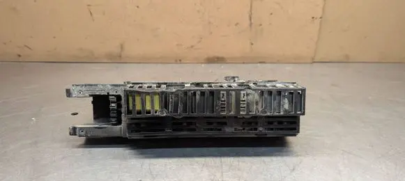 Mercedes-Benz E W211 Fuse module 2115453401 9L1C800000