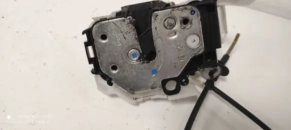 Ford Ka Front door lock 51794370 51794369