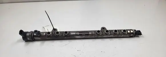 Volvo XC60 Fuel main line pipe 30777759 0445215025