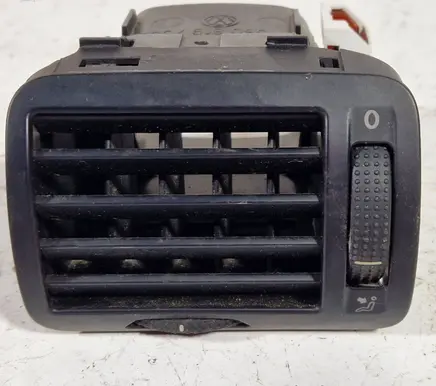 Volkswagen PASSAT B5 Dashboard side air vent grill/cover trim 3b0819703d